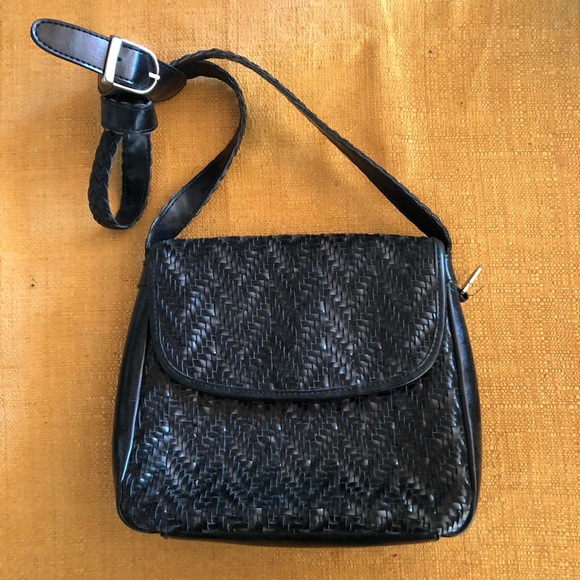 Vintage Black Woven Crossbody Bag - Picture 6 of 6